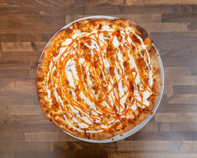 Buffalo Chix Pie.